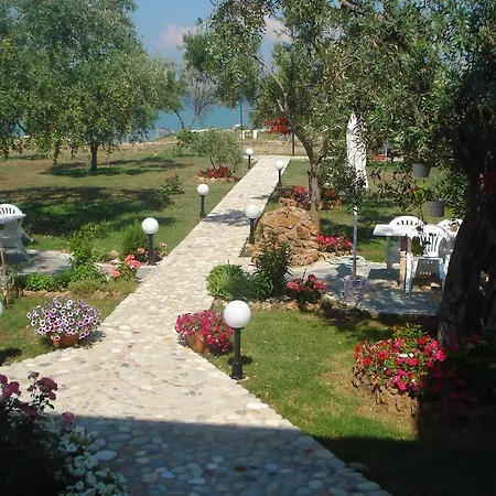 Πανσιόν Ktima Panaretos Sea And Olive *